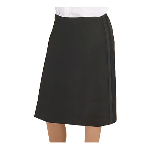 Falda de esmoquin por debajo de la rodilla